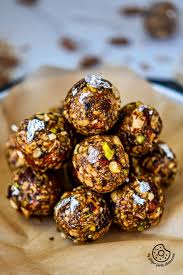 Dryfruit Dates Ladoo