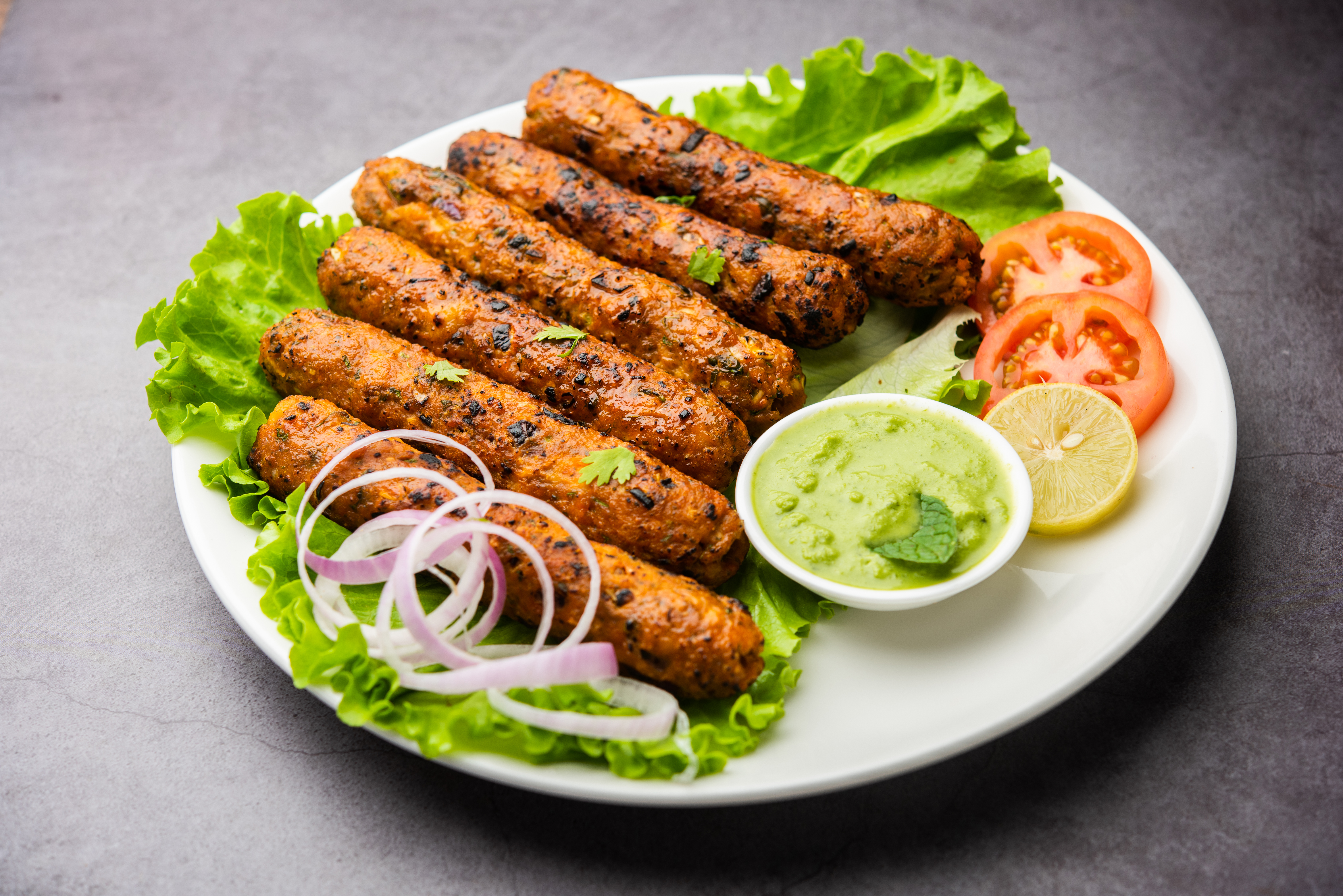 Grilled minced chicken skewers